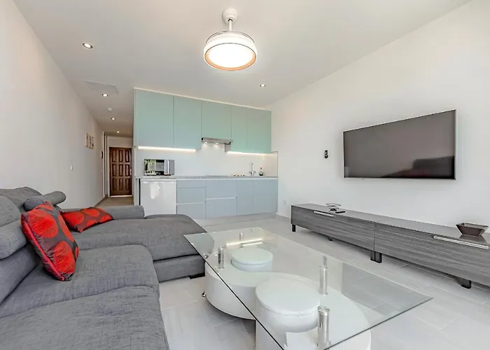 Appartement Renovated Seaviews Paradise Court