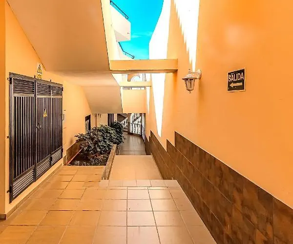 Renovated Seaviews Paradise Court